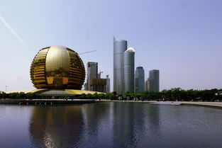 建設中的杭州錢江新城.... 祝賀明清玉蘊老師重返旅游版